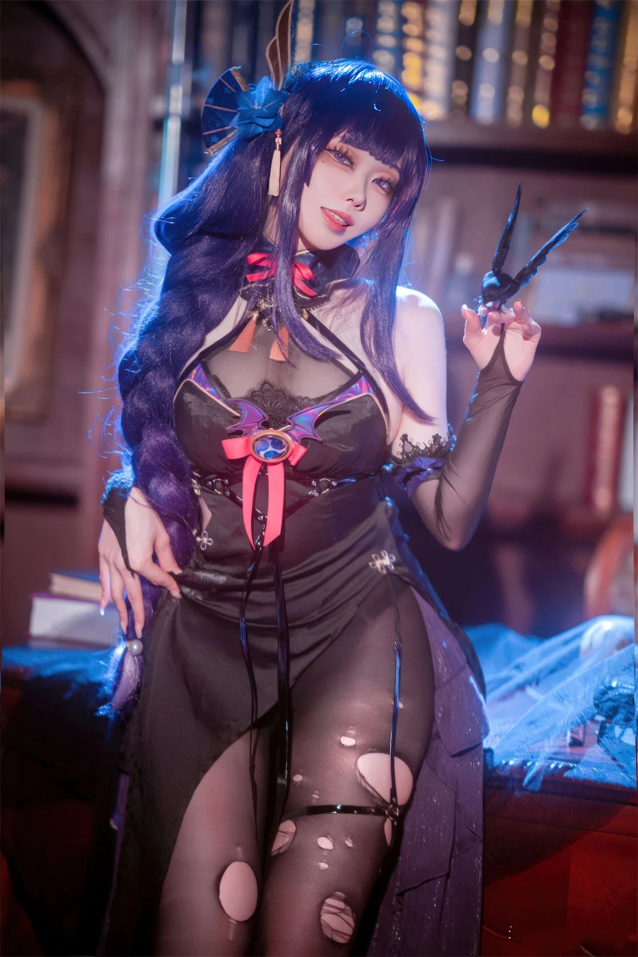 原神cos：白丝+女仆装，神子让人狂喜！制服秘书雷神，女仆刻晴甘雨莫娜你选谁？