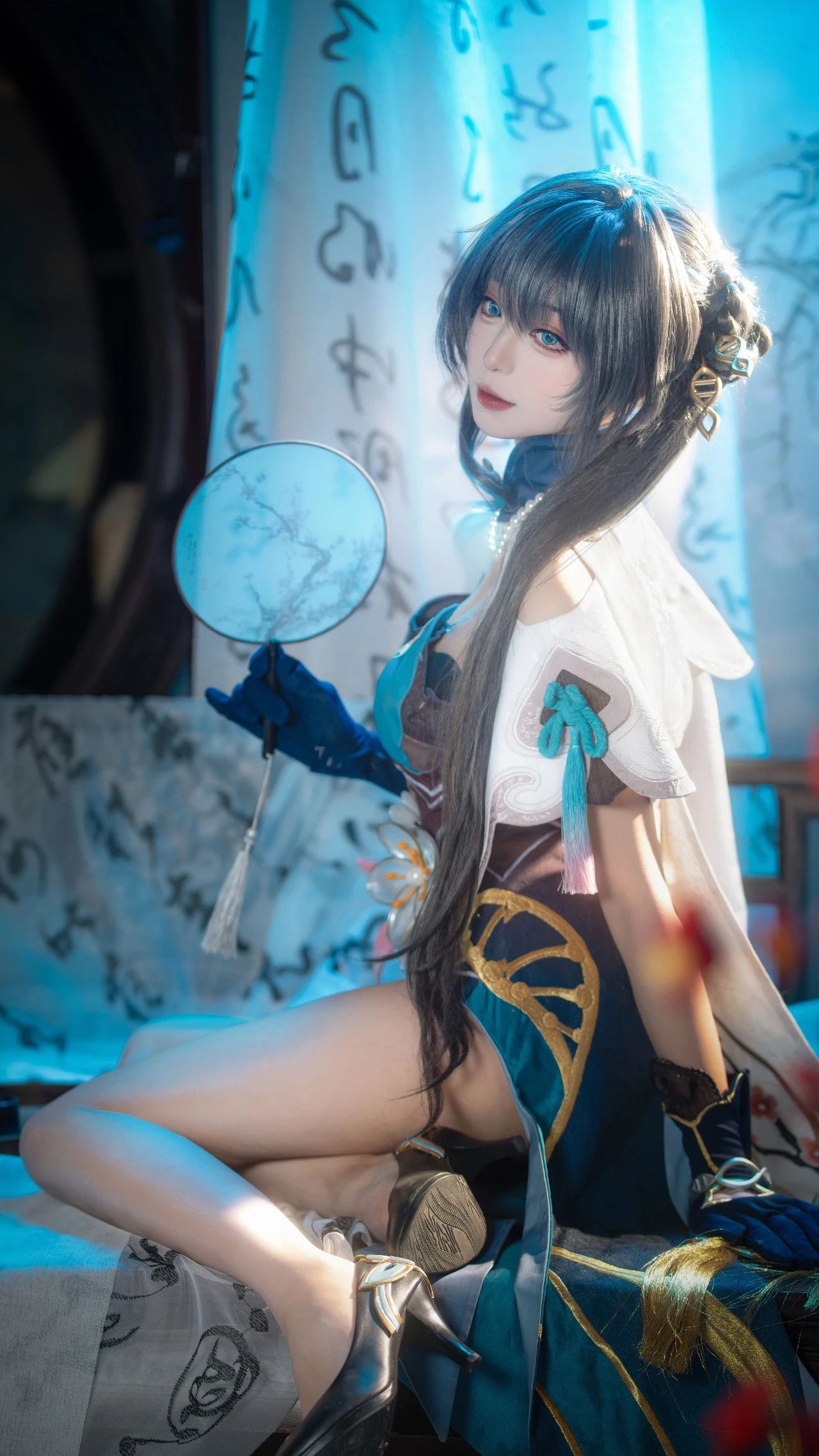 你听梅花开了，白如凝脂