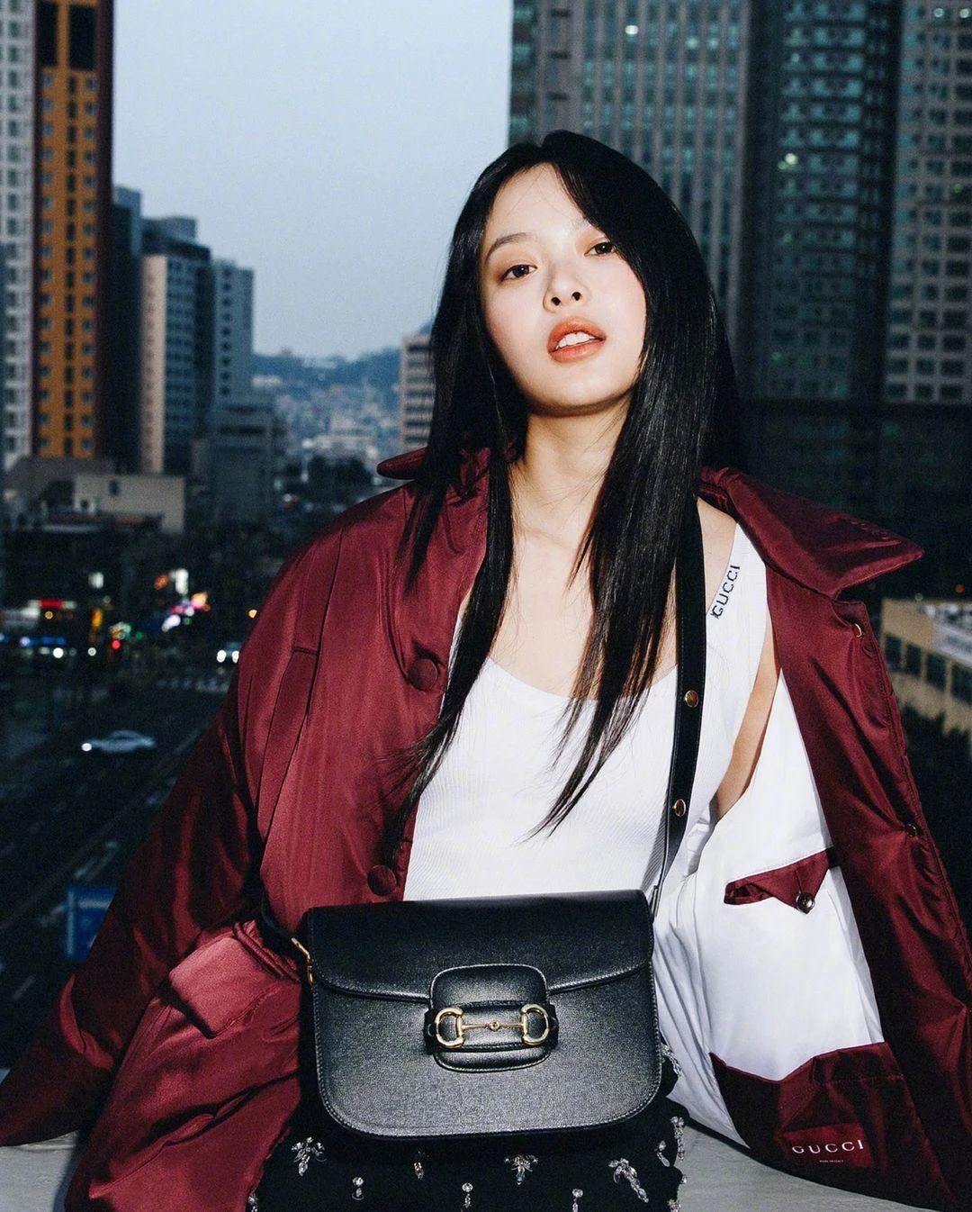 New Jeans Hanni x GUCCI画报，表现力一流！