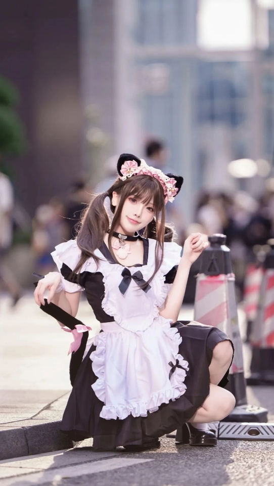 女仆装美少女，可爱猫耳学妹！