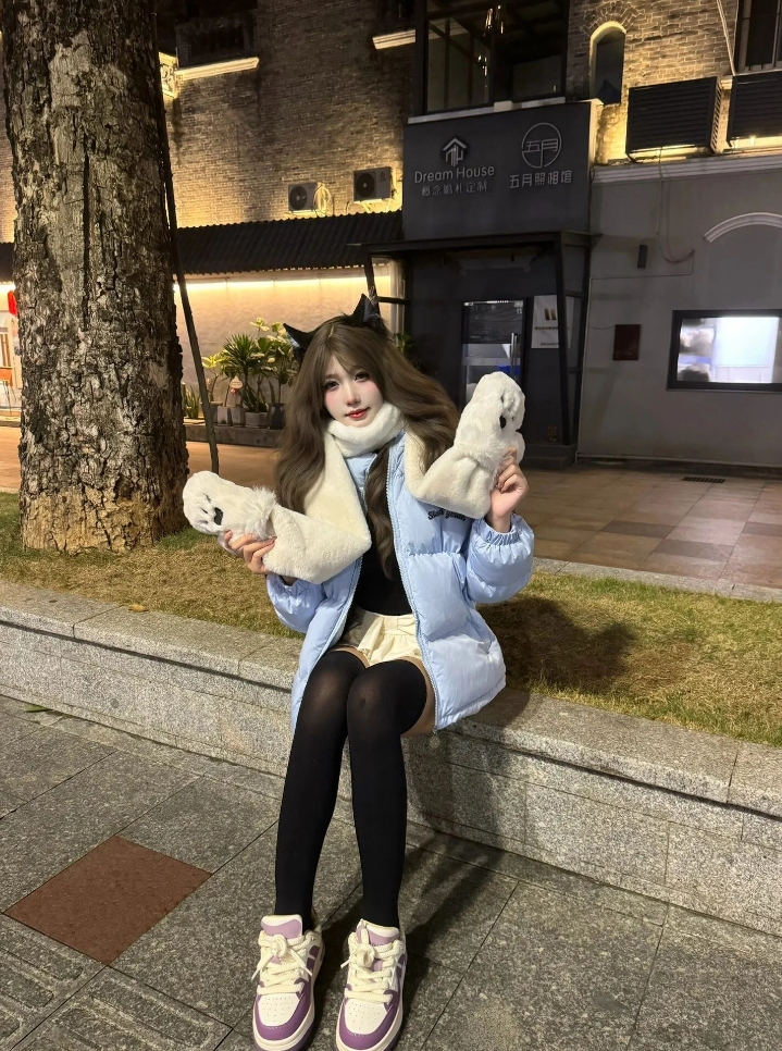 写真｜过膝袜猫系女友
