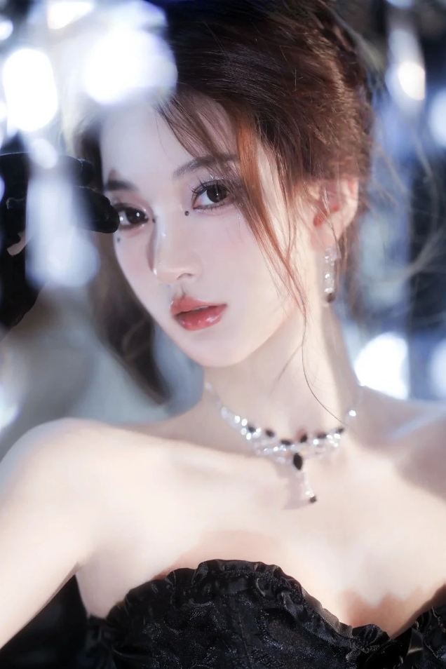 高贵冷艳黑天鹅