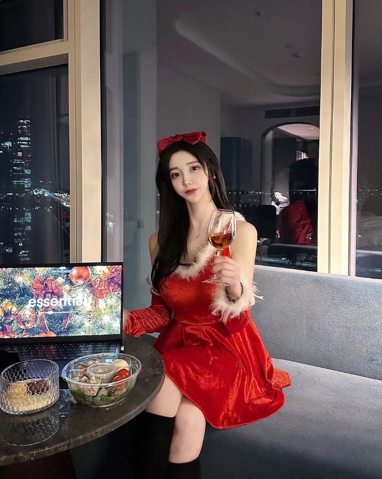 极品韩妹！完美腰臀腿！这身材真的绝了！