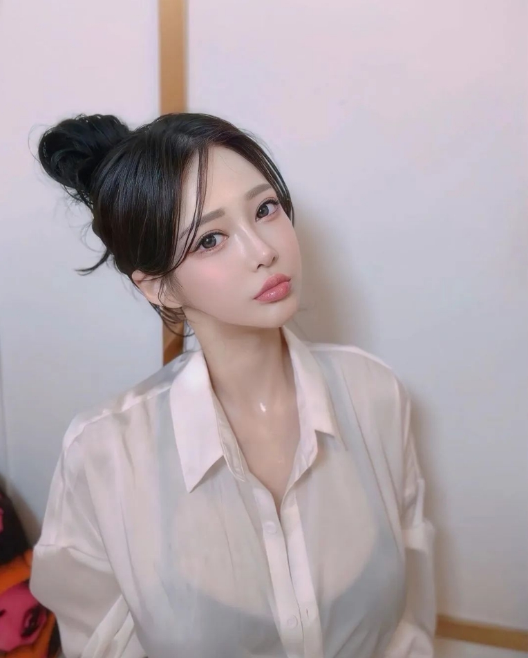 极品韩妹！完美腰臀！这身材绝了！真的好凶，完全顶不住！