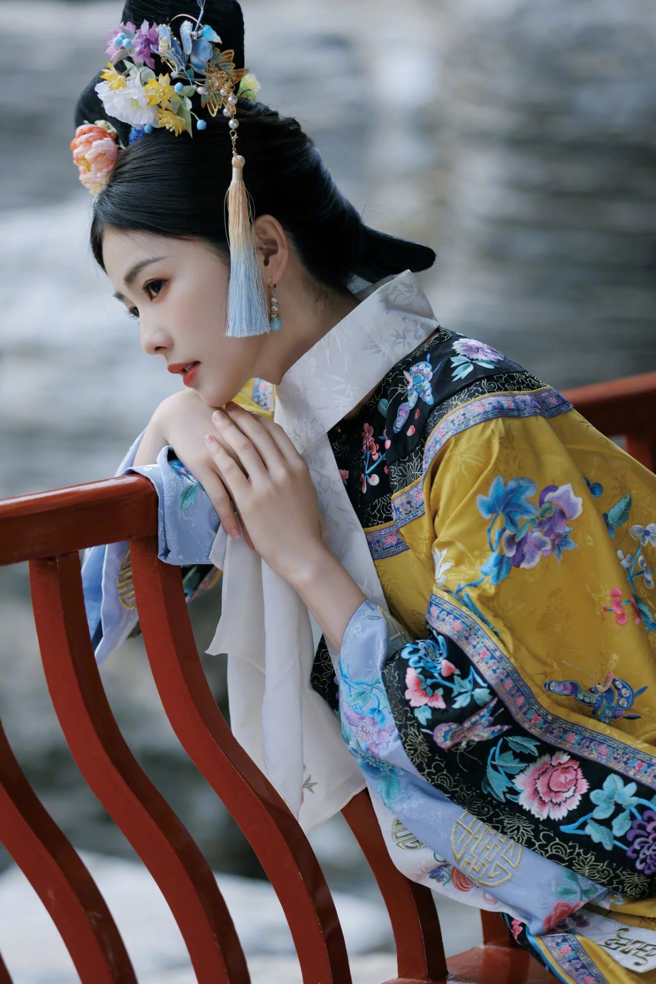 白鹿古装写真，好美啊！