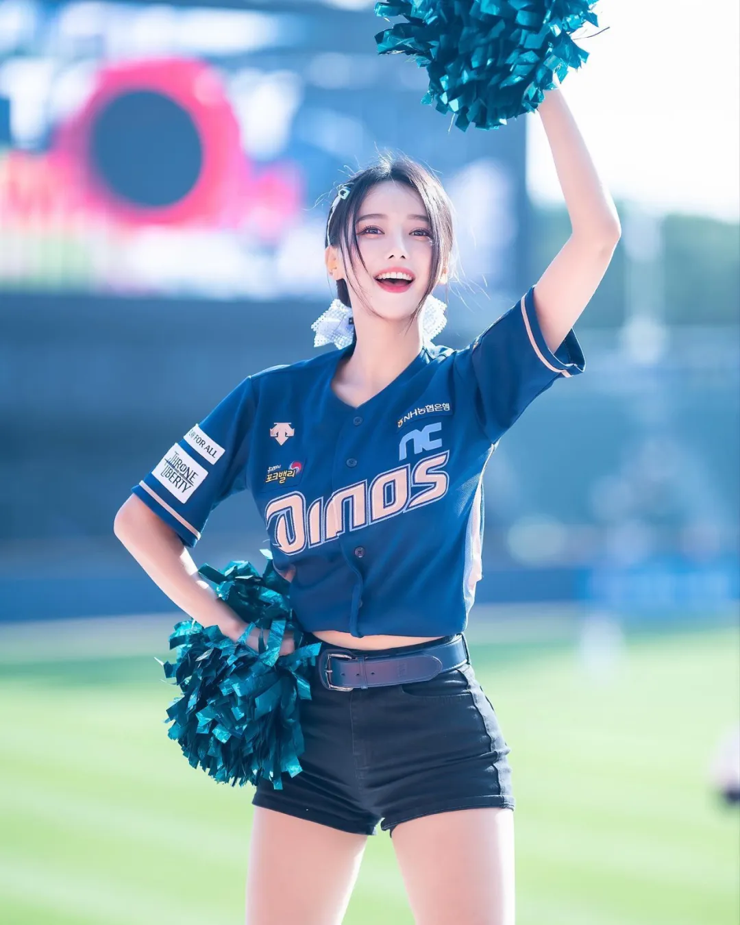 李皓祯 | 湾湾啦啦队新人王！最美大长腿