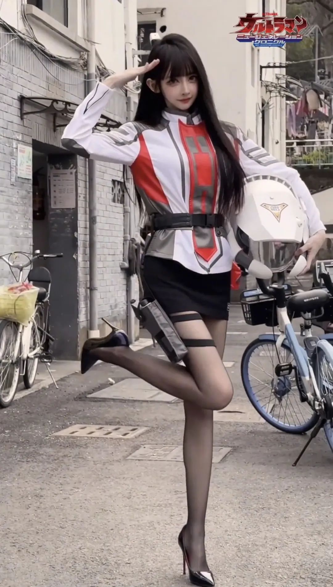 【cos】奥特曼队员，女网红黑丝身材，又可以相信光了！