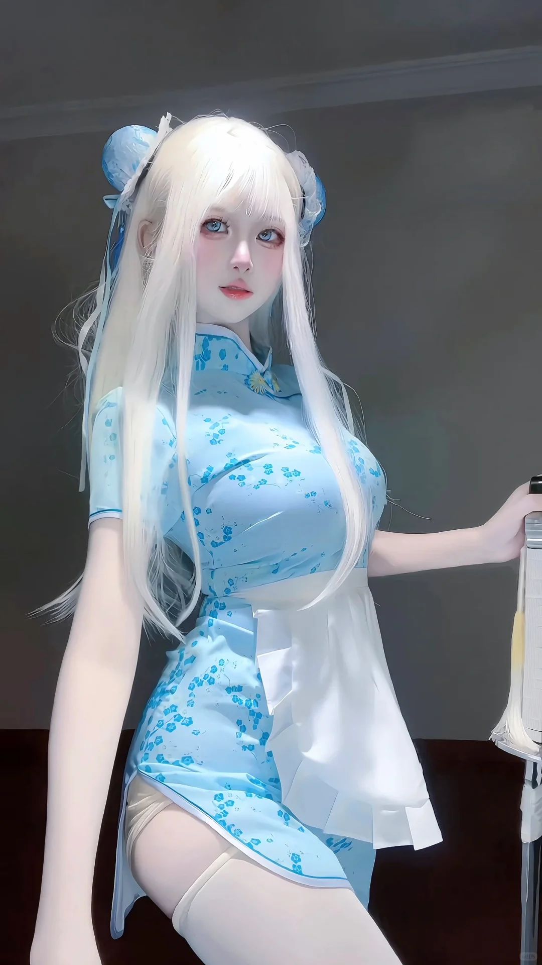 【cos】白 白到发光「中」白丝女仆中华娘，敢接这一招嘛